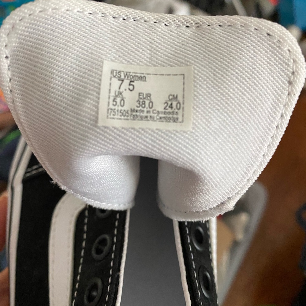 Vans Canvas New Old Skool Size 7.5 - image 8